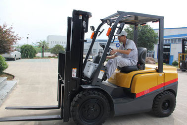 Chinese A490 Engine Diesel Powered Forklift 2 Ton Counterbalance Lift Truck